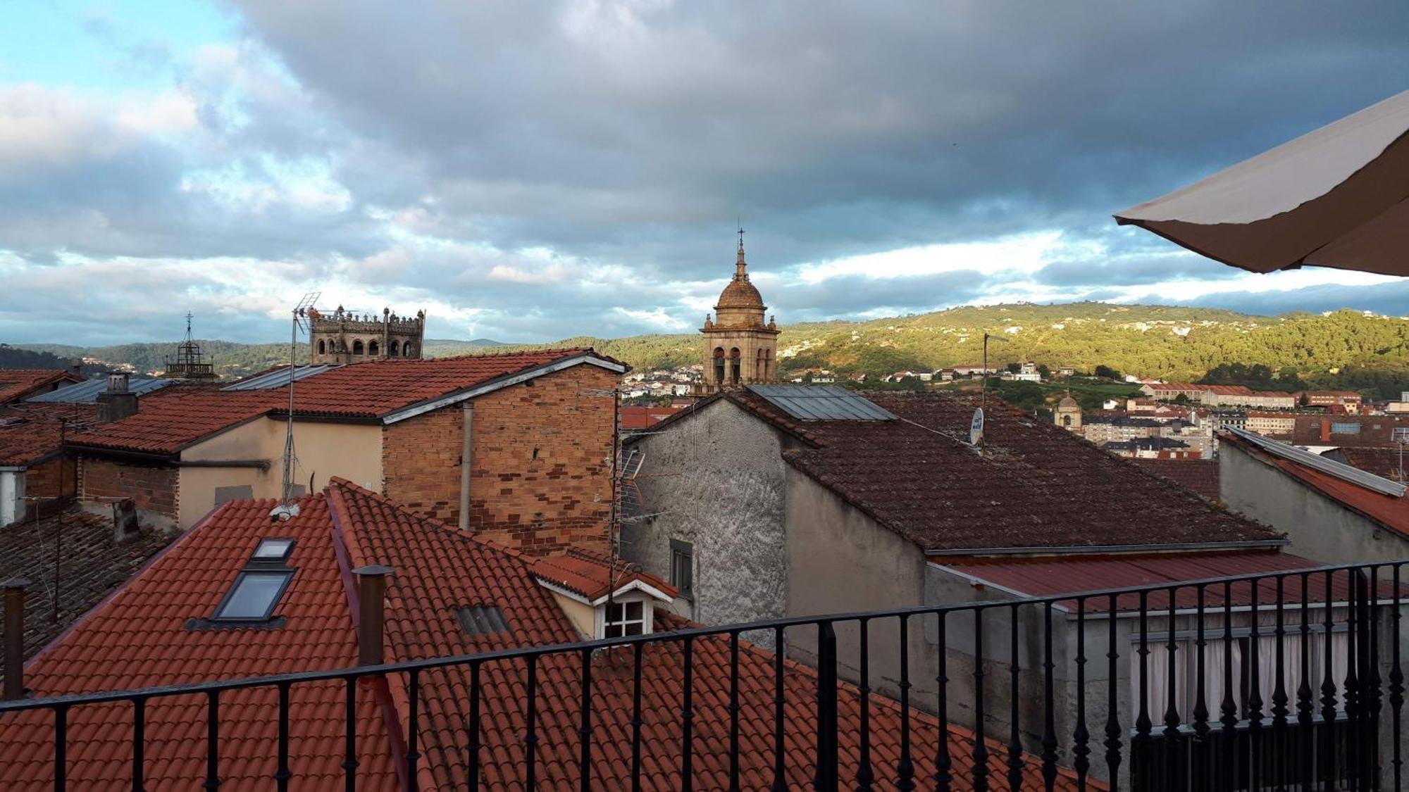 Apartamento Con Terraza En El Casco Historico Оренсе Екстер'єр фото