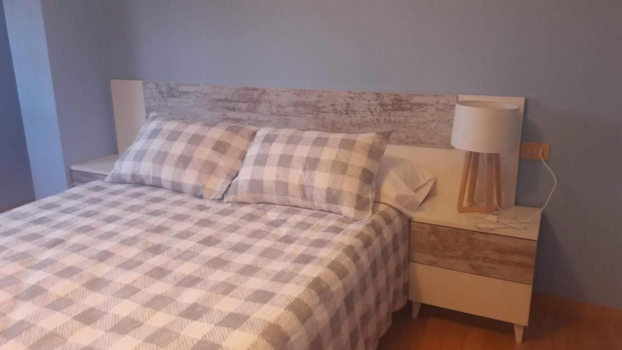 Apartamento Con Terraza En El Casco Historico Оренсе Екстер'єр фото
